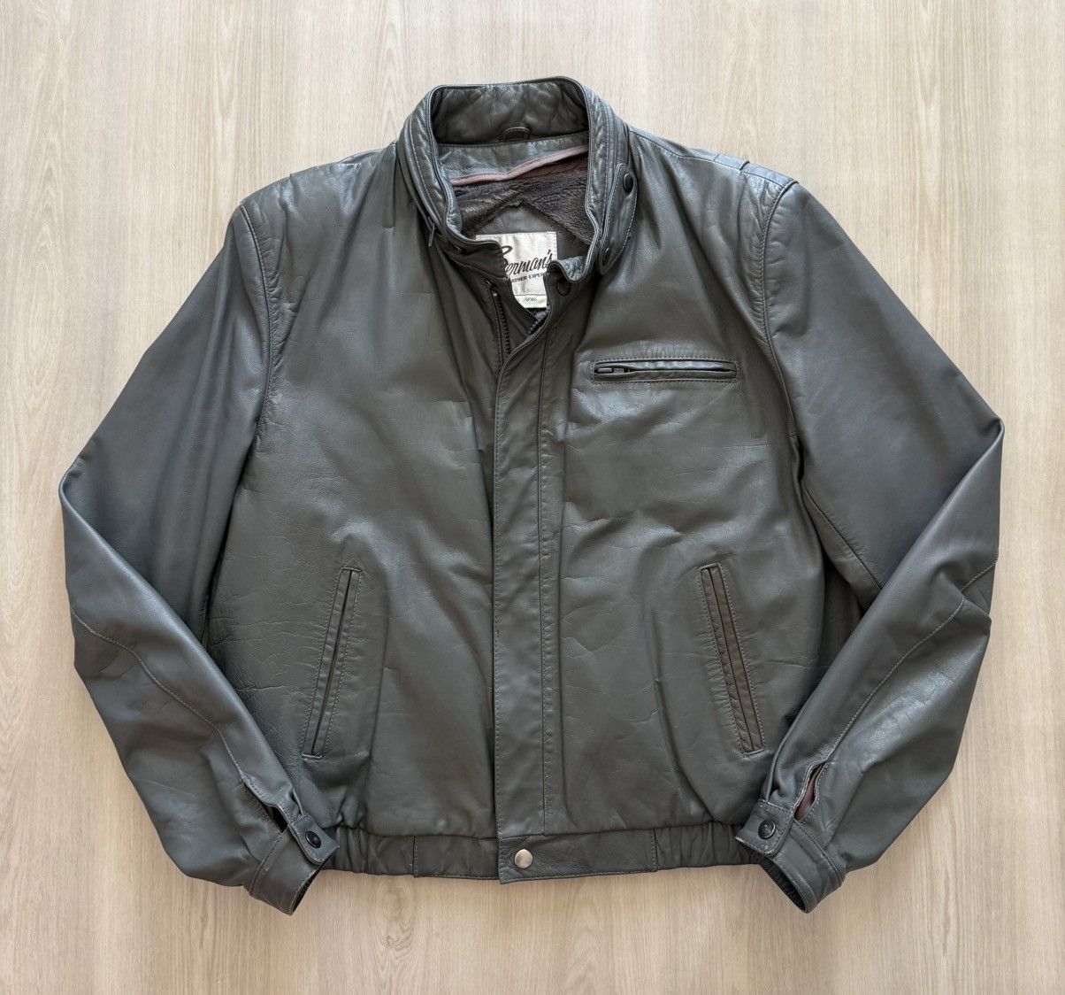 Vintage Vintage 70s Bermans Cafe Racer Motorcycle Leather Sz 44 Size US M / EU 48-50 / 2 - 1 Thumbnail