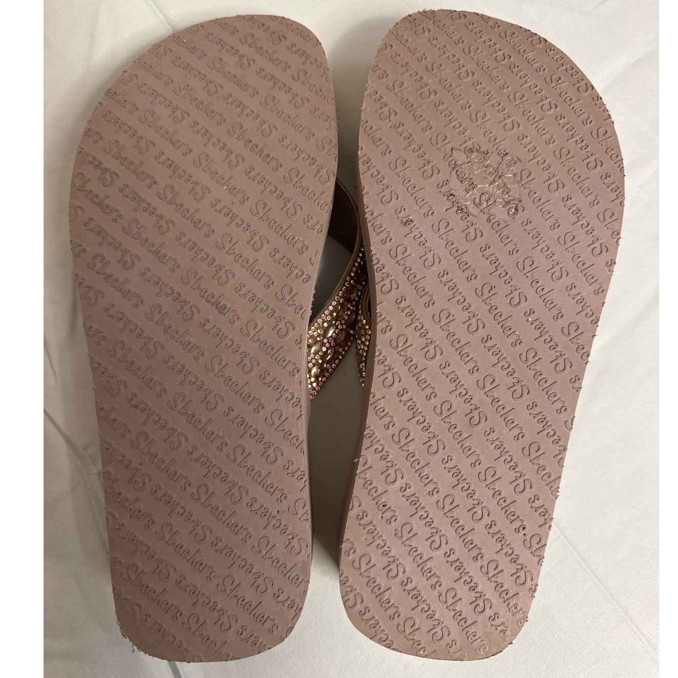 Other Cali Sketcher Taupe Yoga Foam Rhinestone Flip Flops Size 9 Size US 9 / IT 39 - 4 Thumbnail