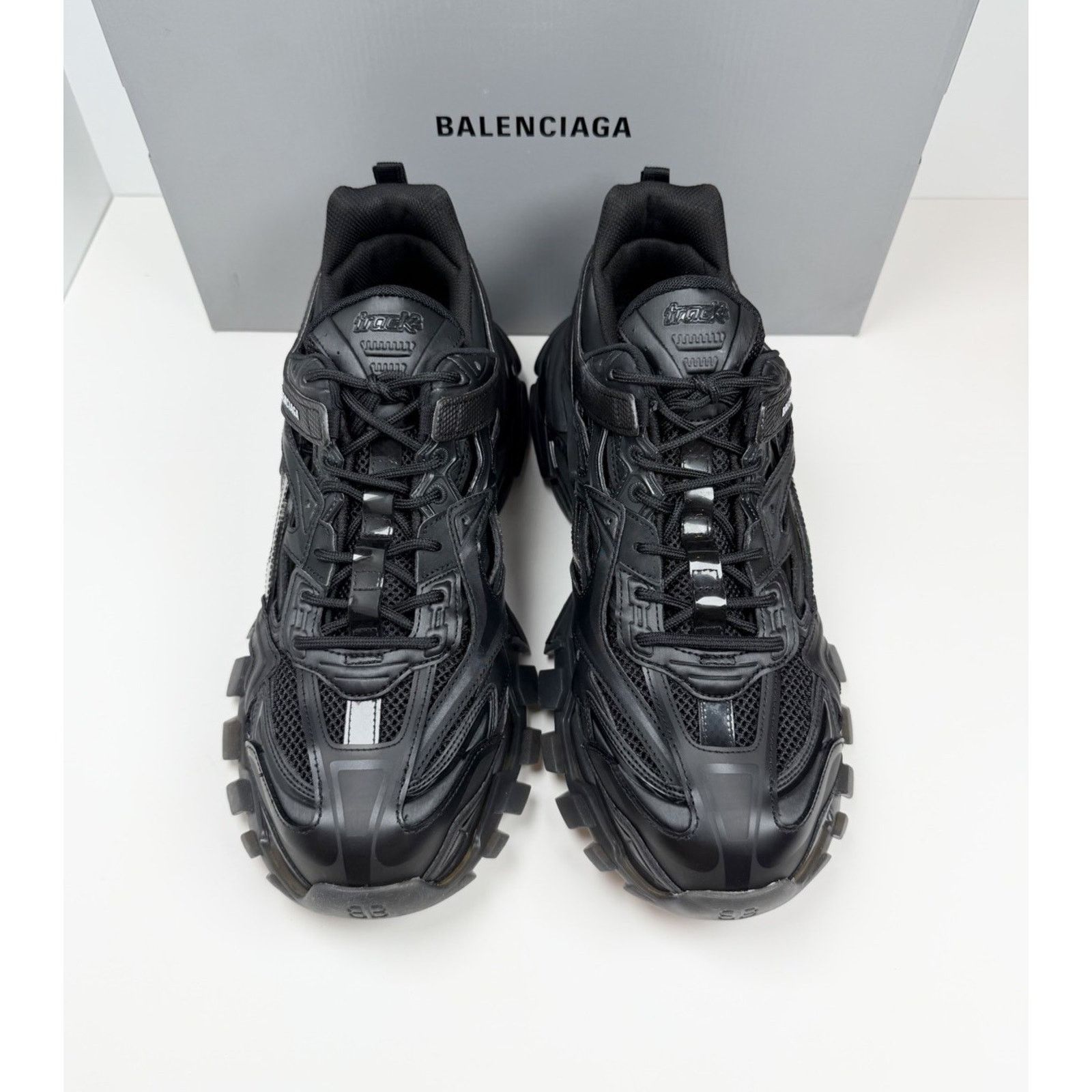 Balenciaga Size 47EU/14US - Balenciaga Track.2 Triple Black NEW Size US 14 / EU 47 - 3 Thumbnail