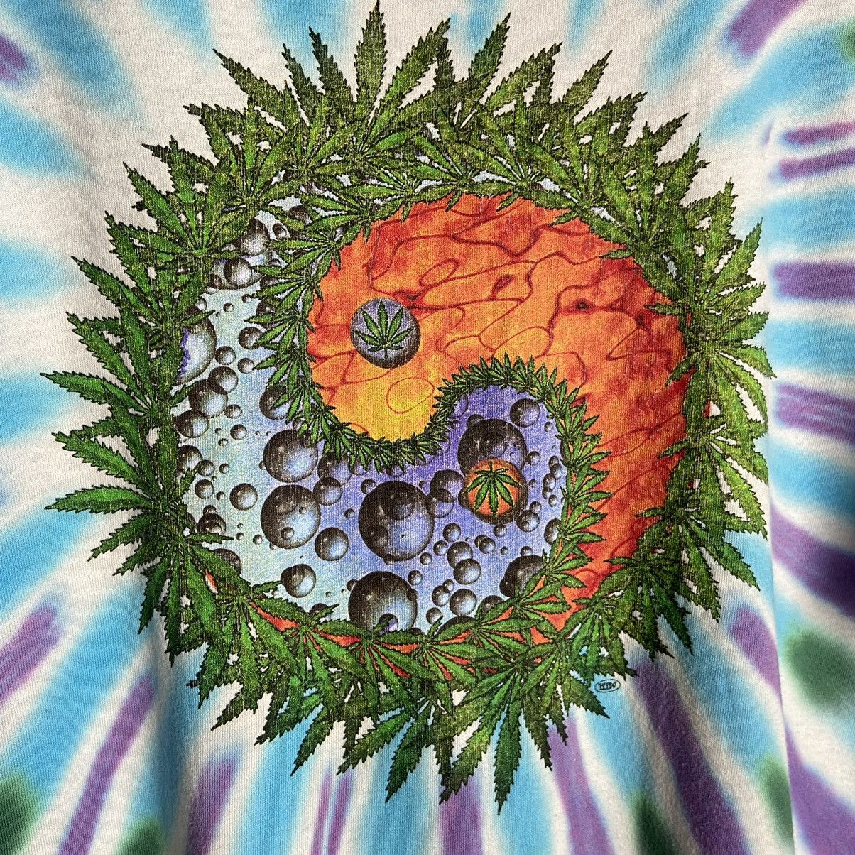 Vintage Vintage 90s Yin Yang Marijuana Fire Ice Earth Art T-Shirt Size US L / EU 52-54 / 3 - 3 Thumbnail