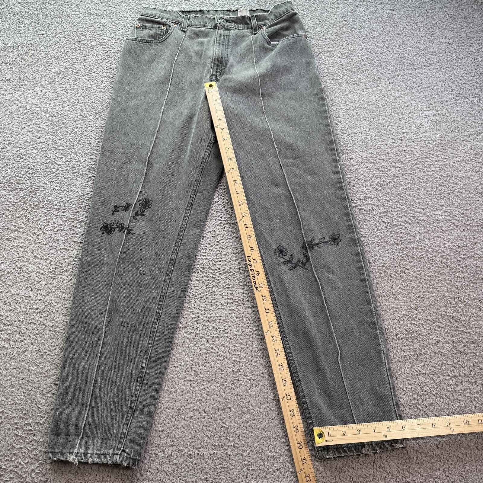 Levi's Vintage 90s Levis 551 Made in USA Gray Wash Jeans Floral Size 31" - 4 Thumbnail