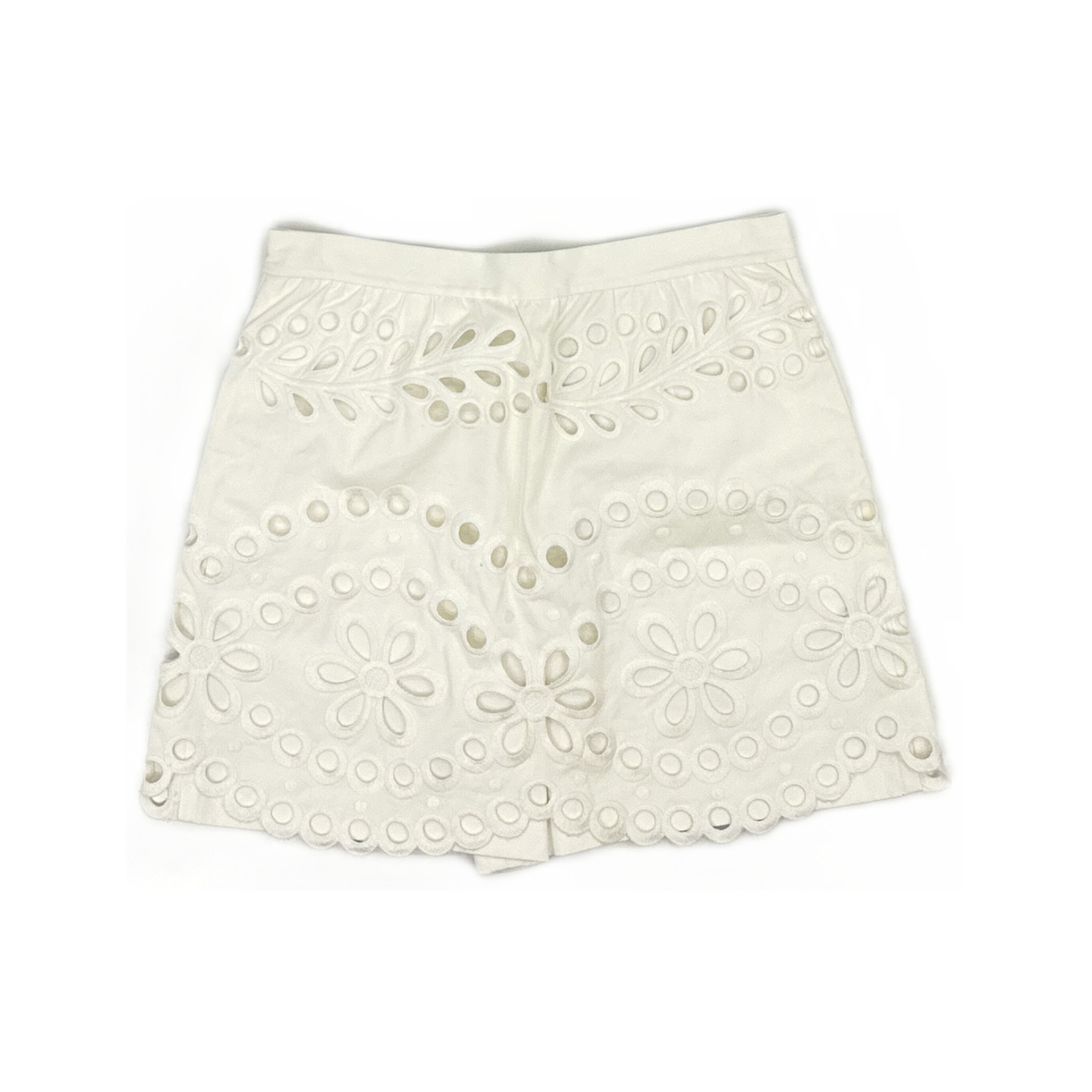 RED Valentino RED Valentino White Cutout Floral Shorts Size 38 Size 26" / US 2 / IT 38 - 1 Thumbnail