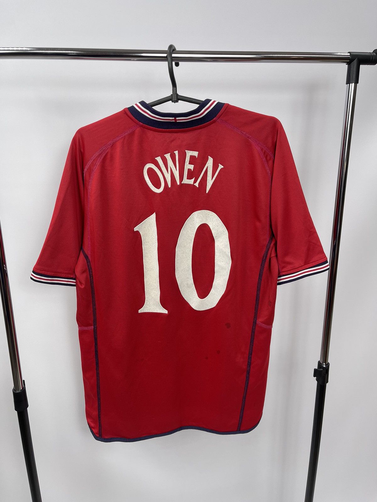 Umbro × Vintage England 2002 2004 AWAY Shirt Jersey Umbro #10 OWEN sz L Men Size US L / EU 52-54 / 3 - 1 Thumbnail