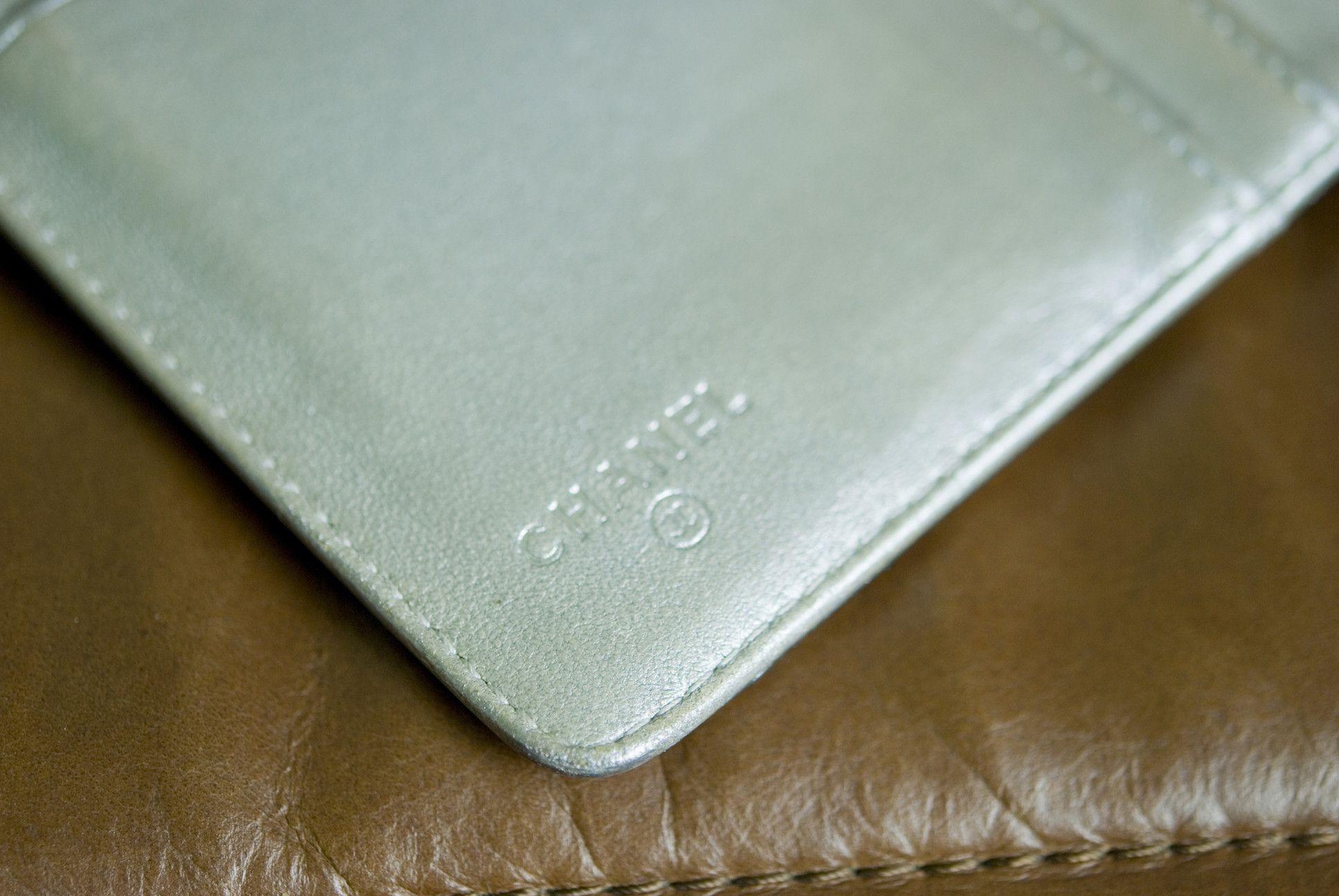 Chanel CHANEL Camellia Flower Embossed Leather Bifold Long Wallet Size ONE SIZE - 9 Thumbnail