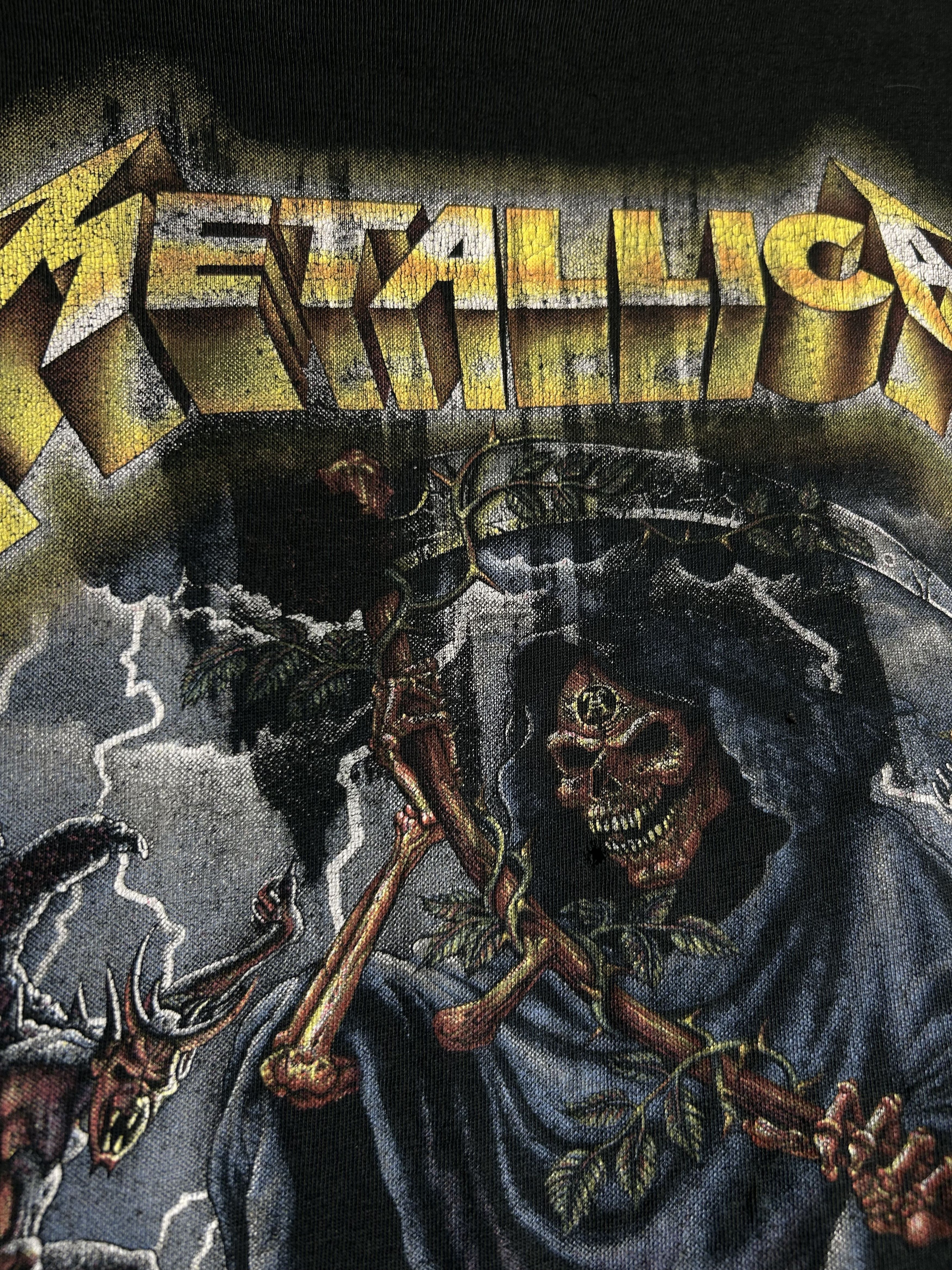 Band Tees Vintage 2000s Metallica Rock Band T-shirt Size US M / EU 48-50 / 2 - 8 Thumbnail