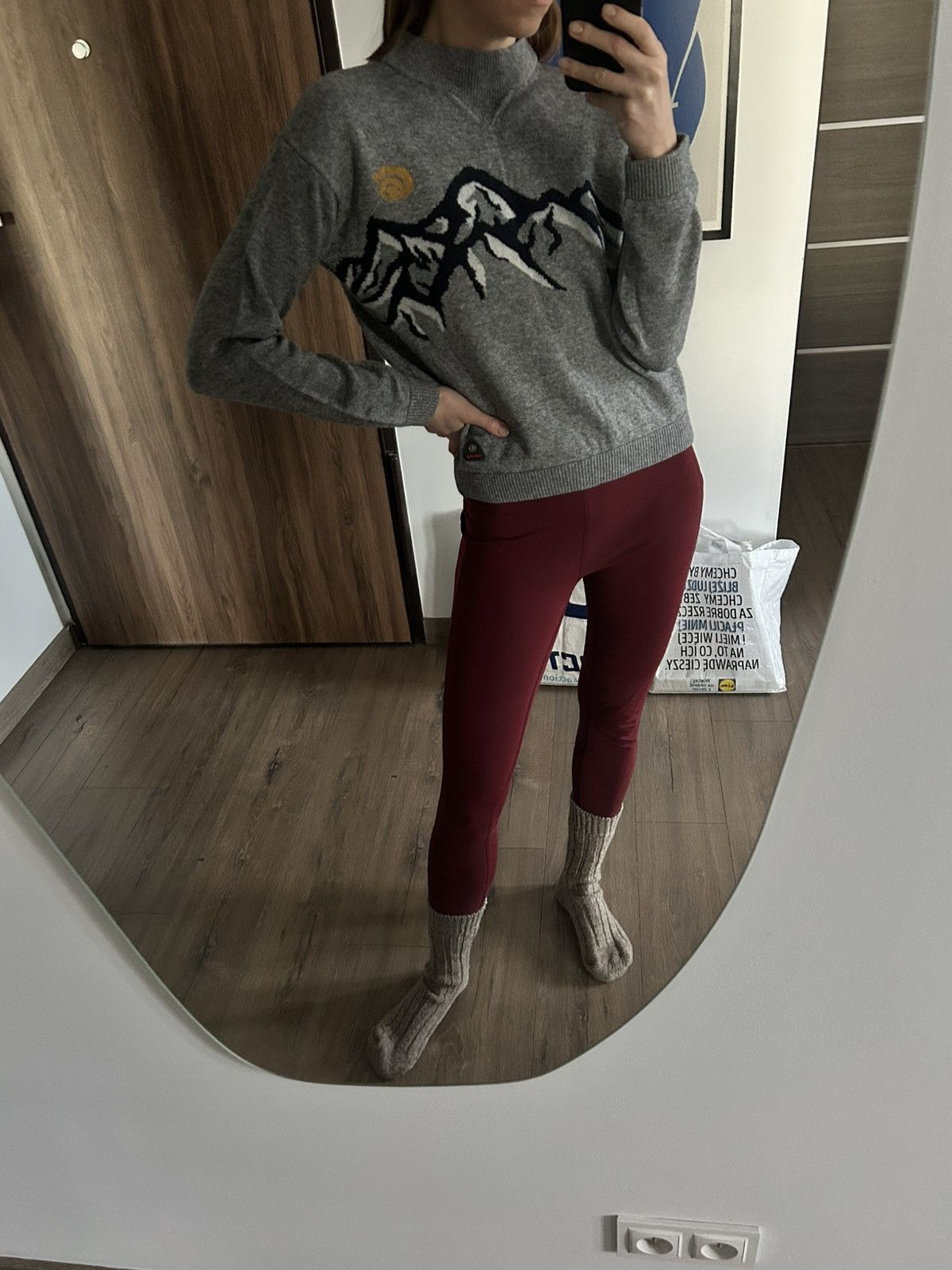 Bogner Bogner fire and ice grey apresski sweater S Size S / US 4 / IT 40 - 10 Thumbnail