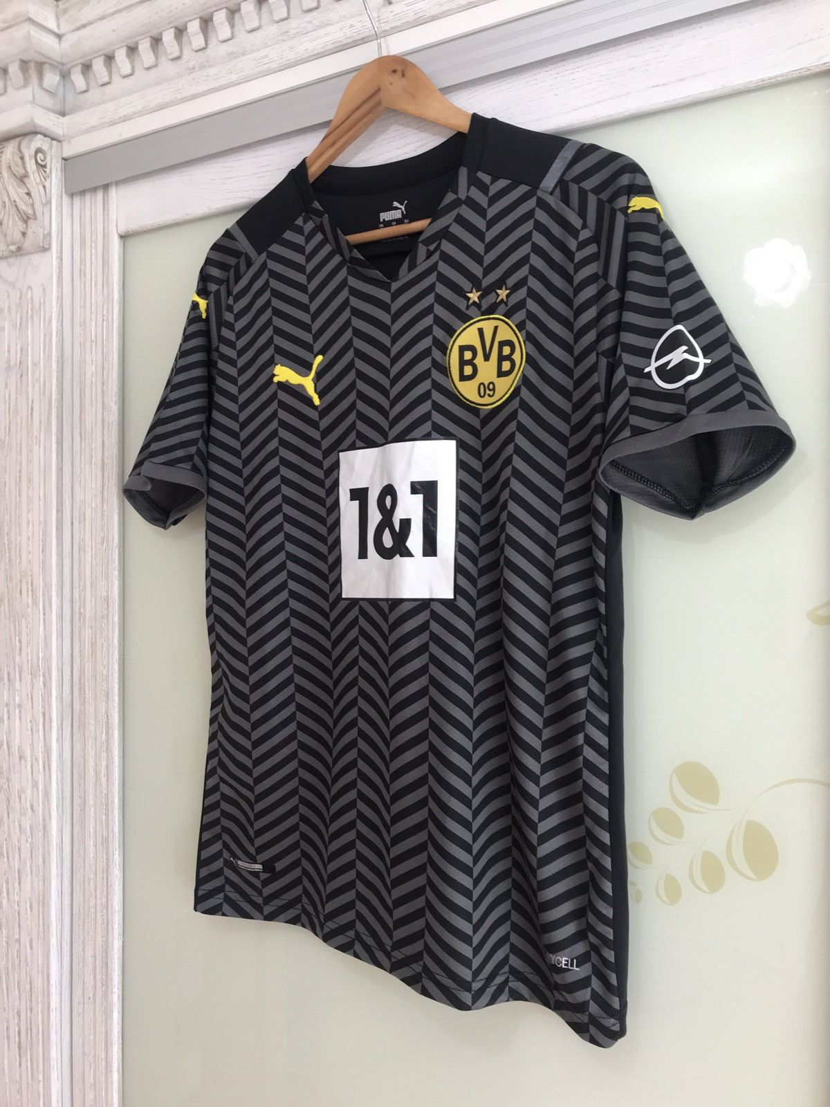Puma Borussia Dortmund 2021-2022 Away Soccer Jersey Football Kit Size US S / EU 44-46 / 1 - 5 Thumbnail