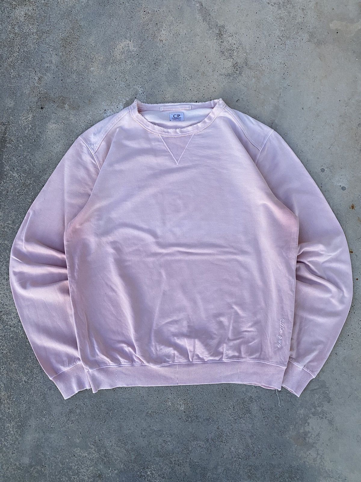 C.P. Company Distressed Vintage CP Company Sweatshirt Size US L / EU 52-54 / 3 - 1 Thumbnail