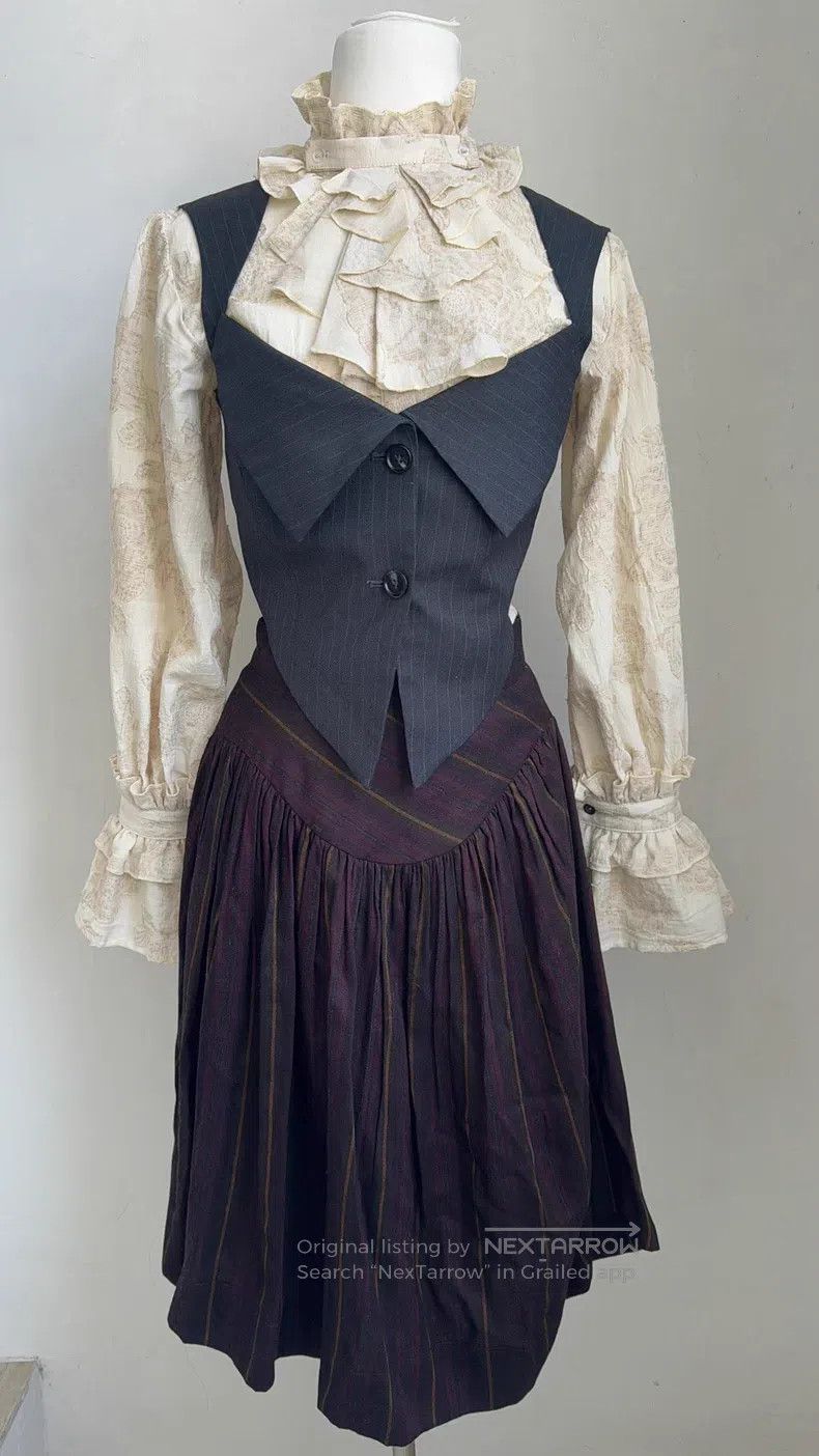 Vivienne Westwood Vivienne Westwood size M Transformable Half Skirt Size 27" / US 4 / IT 40 - 4 Thumbnail