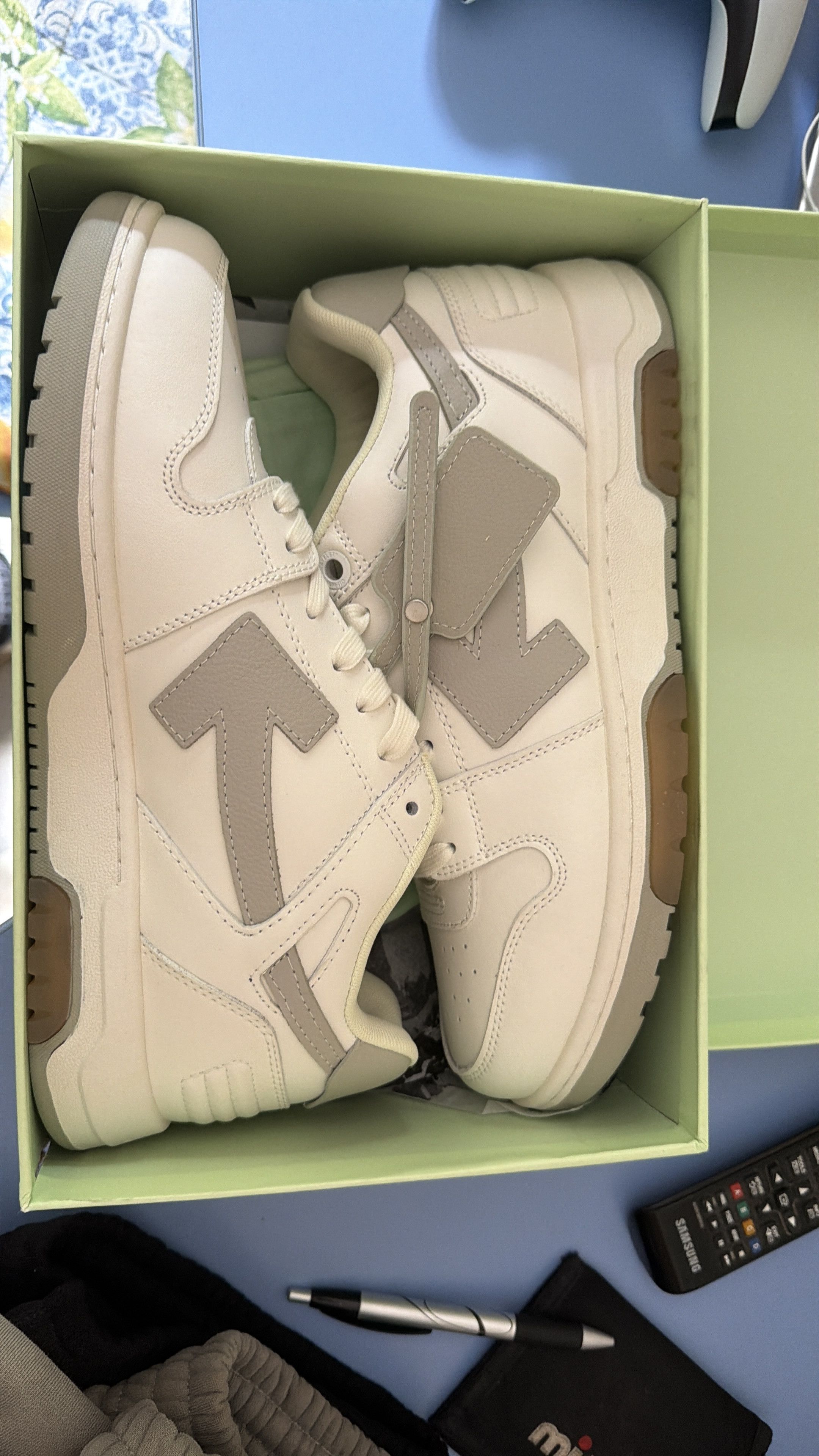 Off-White OUT OF OFFICE “OOO” Grey and White Shoes Size US 13 / EU 46 - 9 Thumbnail