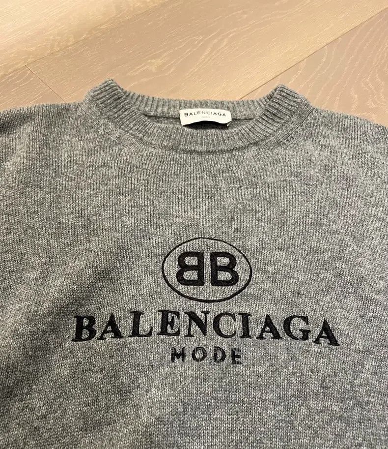 Balenciaga Balenciaga size 36 Grey sweater Size S / US 4 / IT 40 - 4 Thumbnail