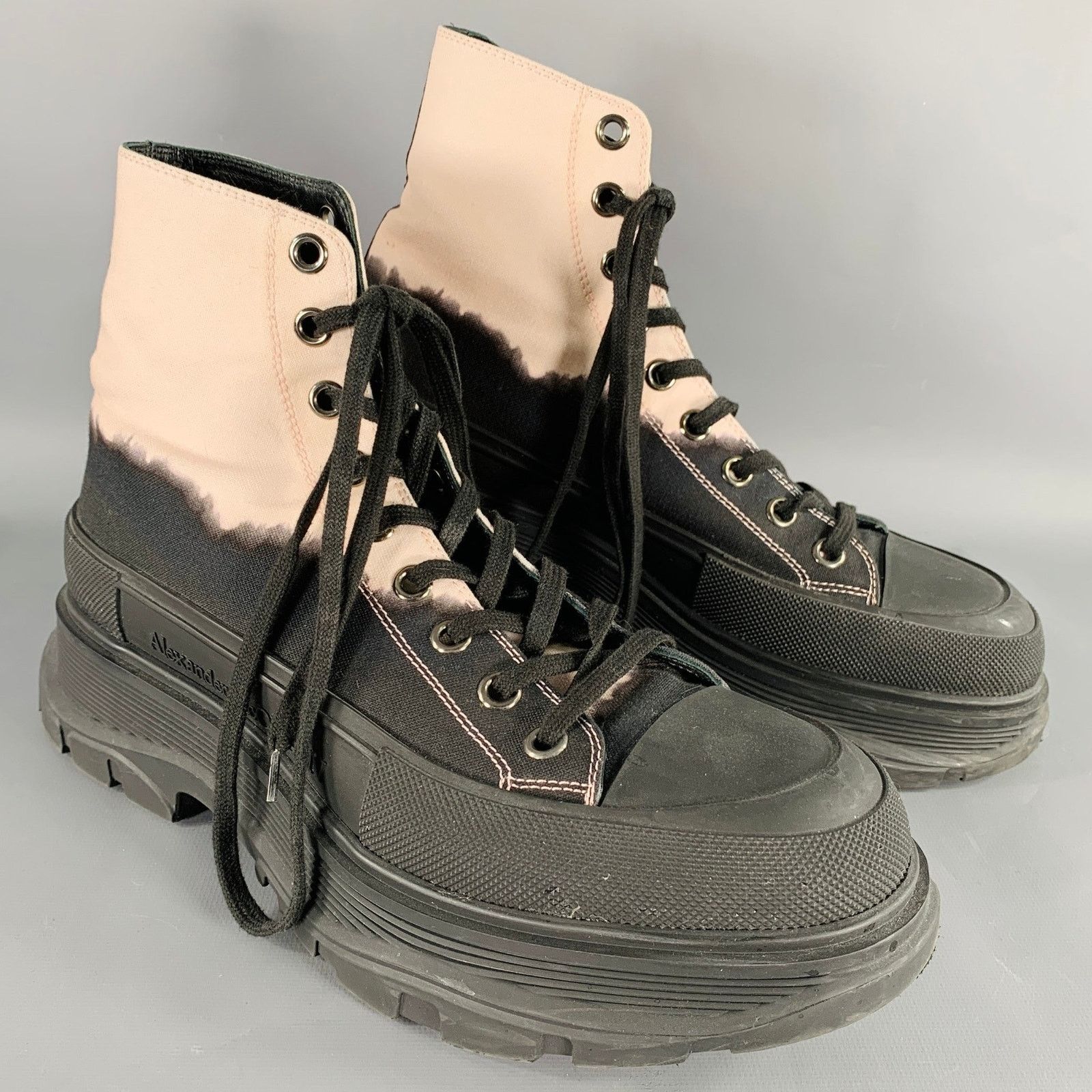 Alexander McQueen Size 9 Black Pink Color Block Mixed Materials Lace-Up Boots Size US 9 / EU 42 - 1 Thumbnail