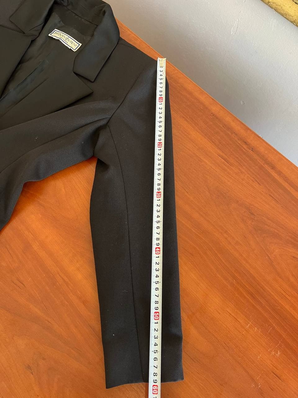 Yves Saint Laurent YVES SAINT LAURENT VARIATION BLACK WOOL RARE TUXEDO BLAZER M Size M / US 6-8 / IT 42-44 - 15 Thumbnail