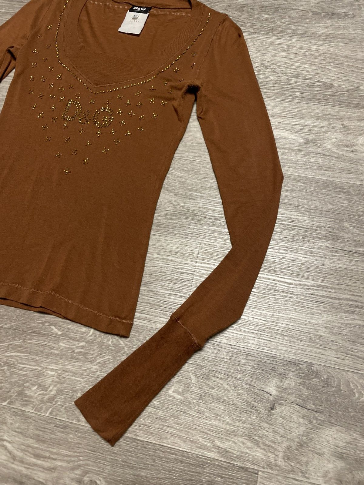 Dolce & Gabbana Y2K DG Dolce Gabbana Brown Rhinestone Logo Long Sleeve Top Size XS / US 0-2 / IT 36-38 - 12 Thumbnail