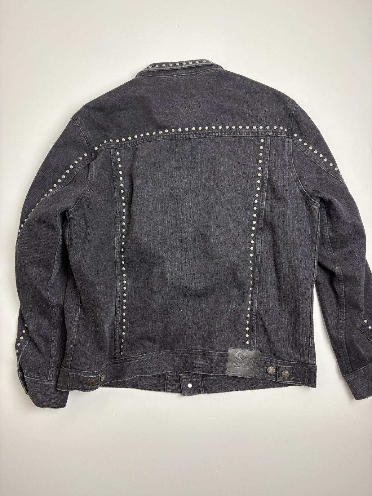 Supreme Supreme SS17 studded denim trucker jacket Size US XL / EU 56 / 4 - 8 Thumbnail