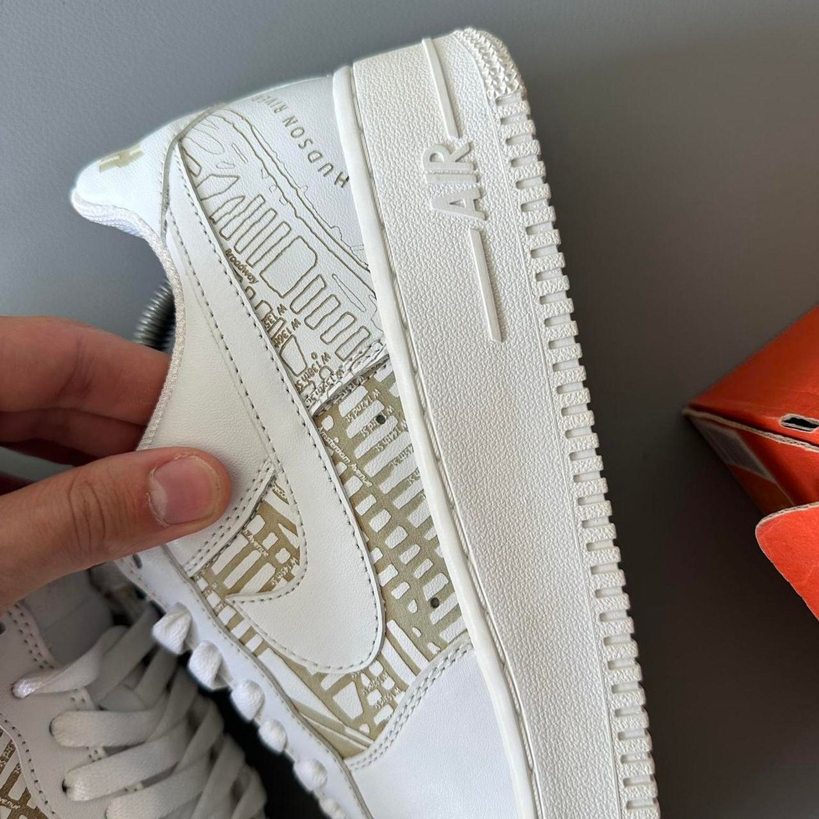 Nike Rare 2005 Nike Air Force 1 Low Premium Harlem White Sneaker Size US 9 / EU 42 - 5 Thumbnail