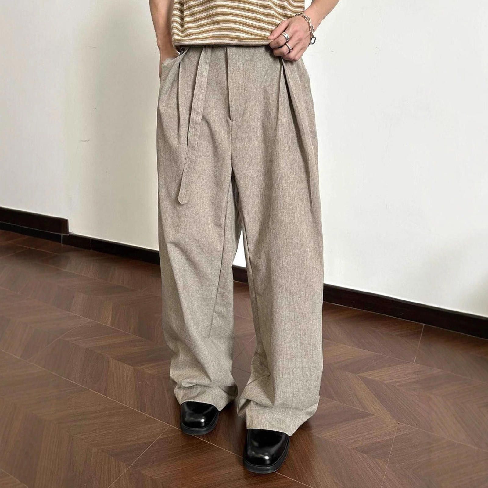 Vintage Beige Wide Leg Casual Pants with Belt, Relaxed Fit Size US 32 / EU 48 - 1 Thumbnail
