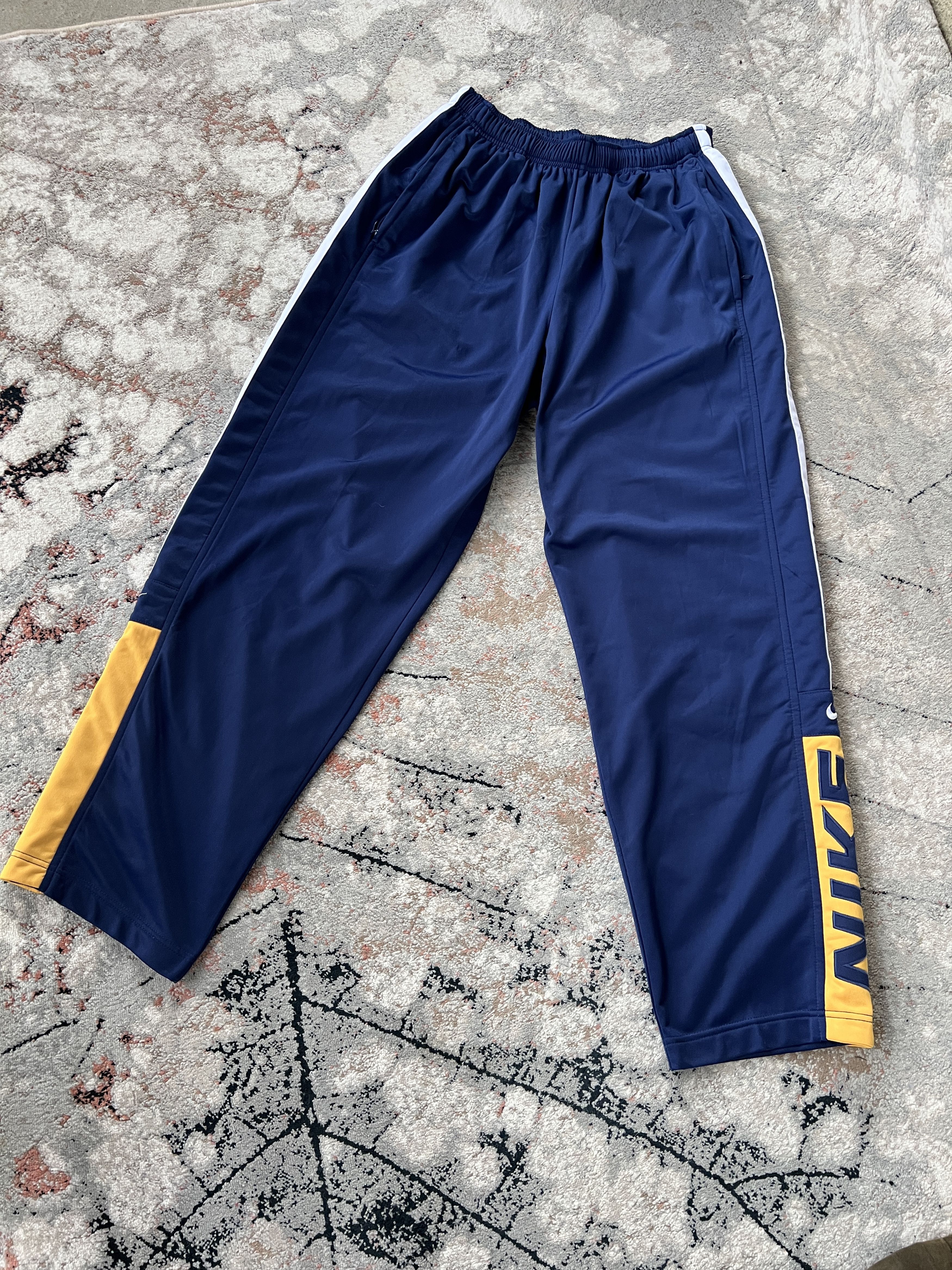 Nike Nike Vintage Sweatpants Size US 36 / EU 52 - 3 Thumbnail