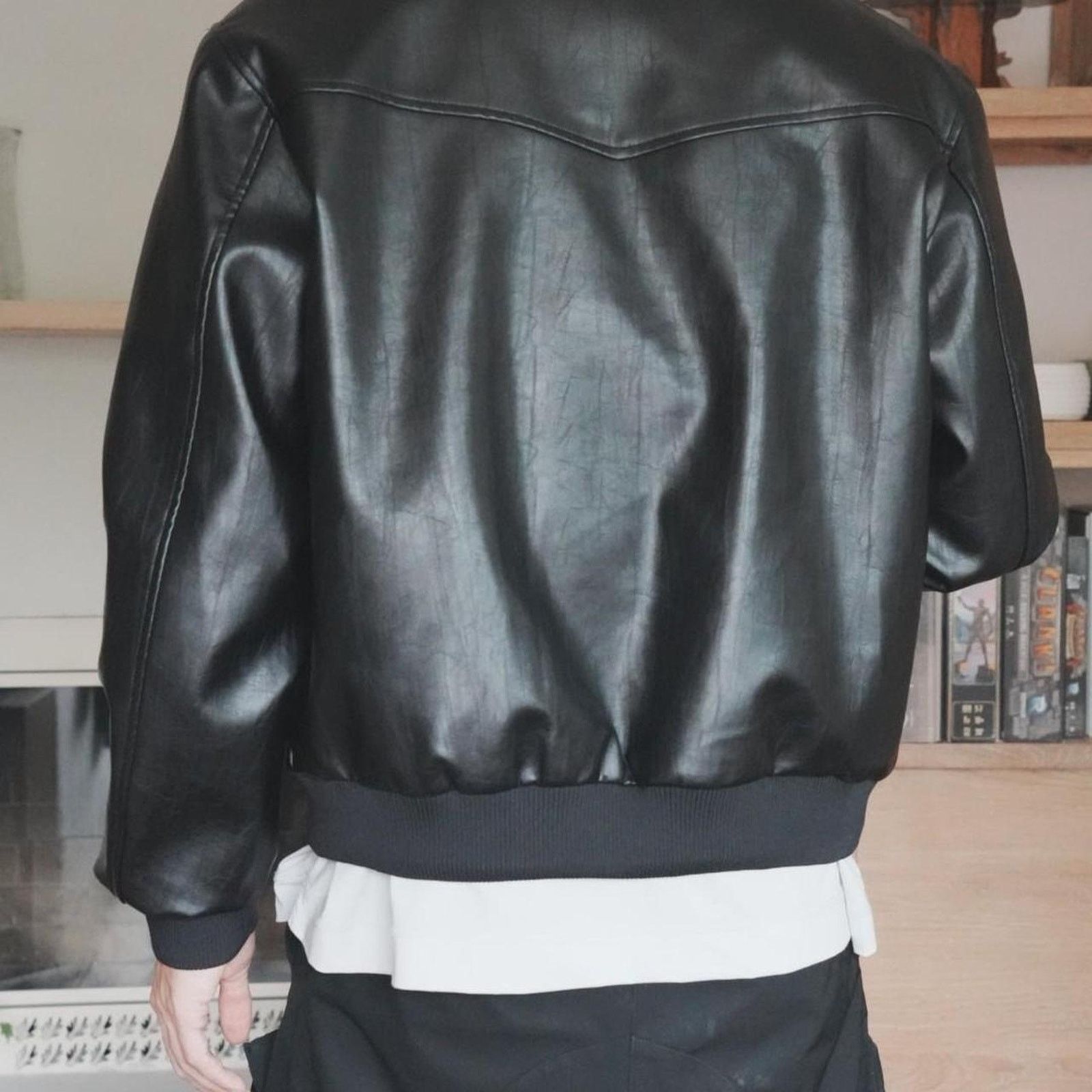 Other LVIN Black Leather Jacket (Vegan Leather) Size US L / EU 52-54 / 3 - 8 Thumbnail