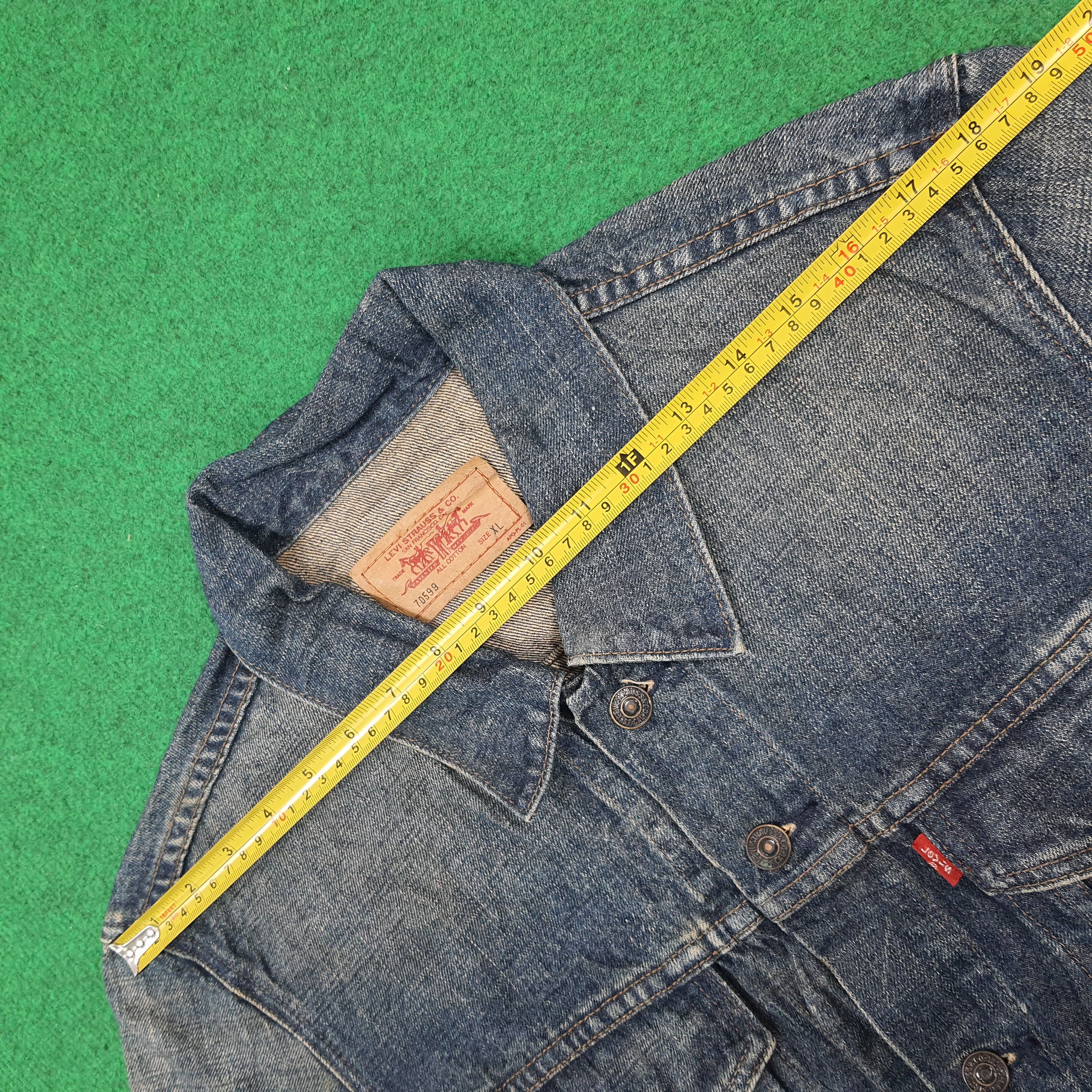 Levi's Vintage Levi's Denim Faded Blue Trucker Jacket C302N21 Size US M / EU 48-50 / 2 - 10 Thumbnail