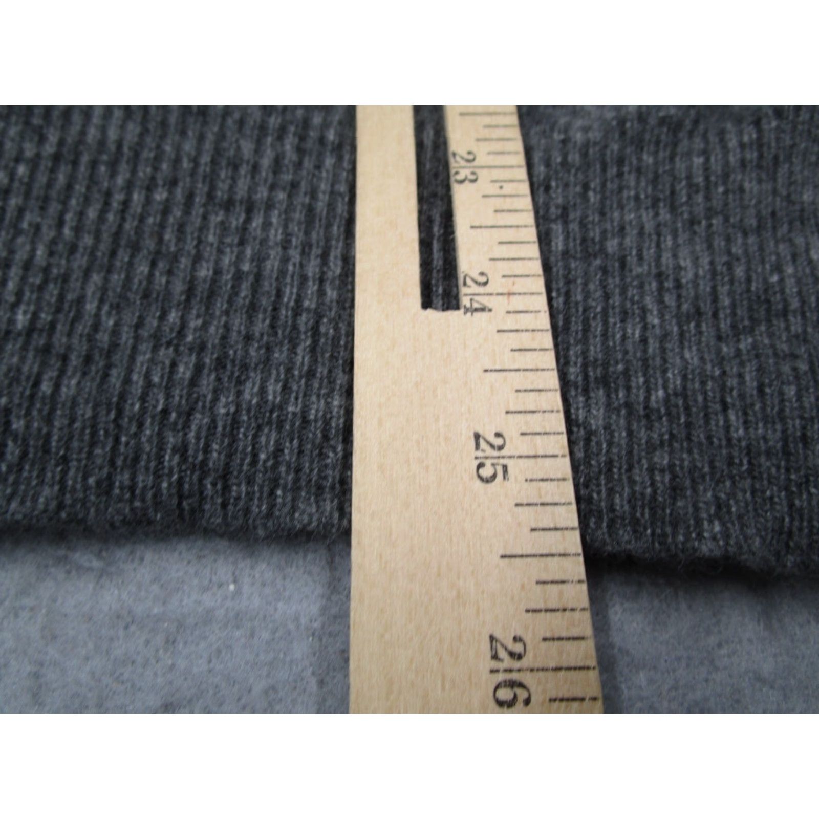 Vintage VINTAGE Hilwin Sweater Mens Medium Gray Cashmere Chunky-Knit V-Neck Pullover 80s Retro Size US M / EU 48-50 / 2 - 6 Thumbnail