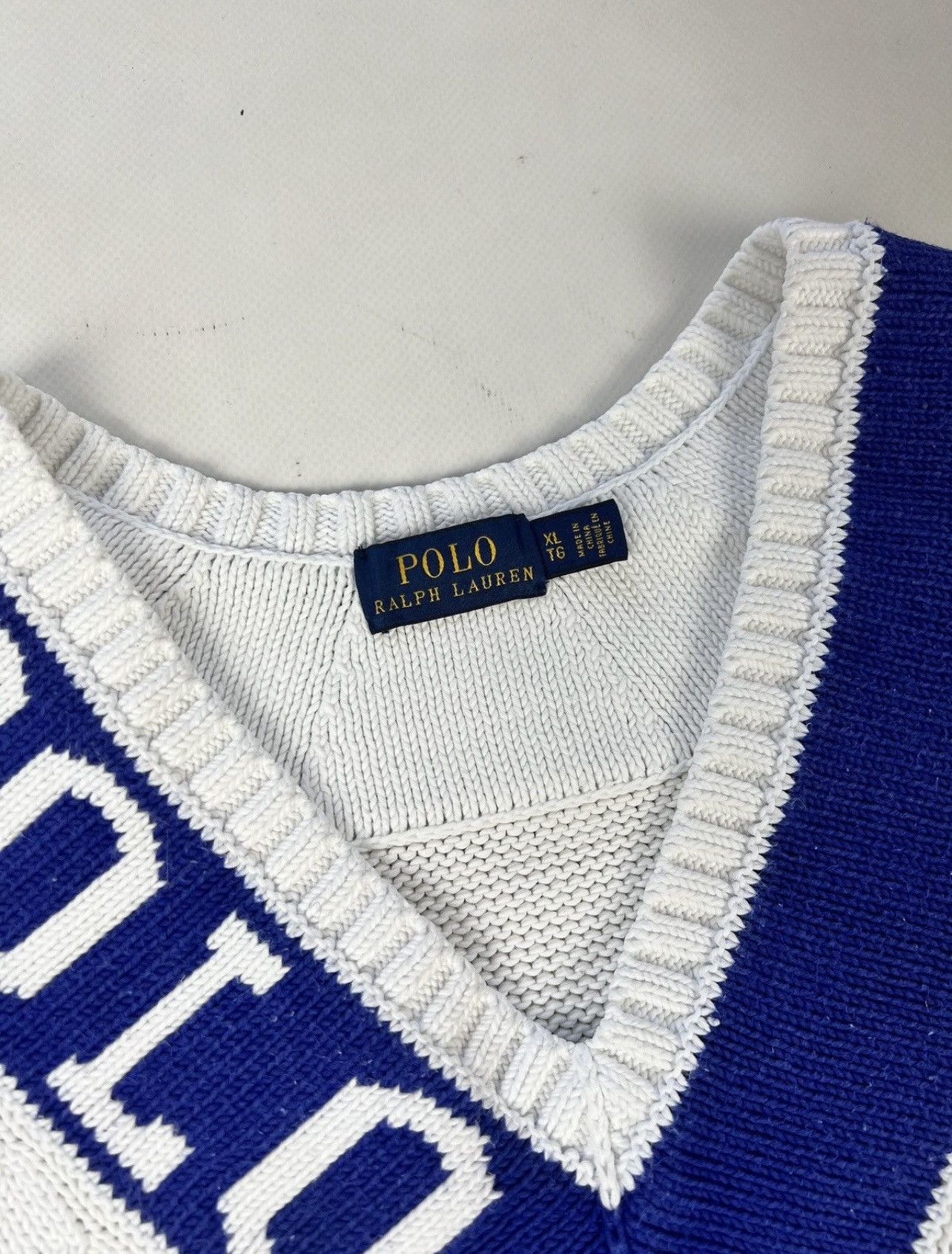 Ralph Lauren Vintage Knit V-Neck Size US XL / EU 56 / 4 - 2 Thumbnail