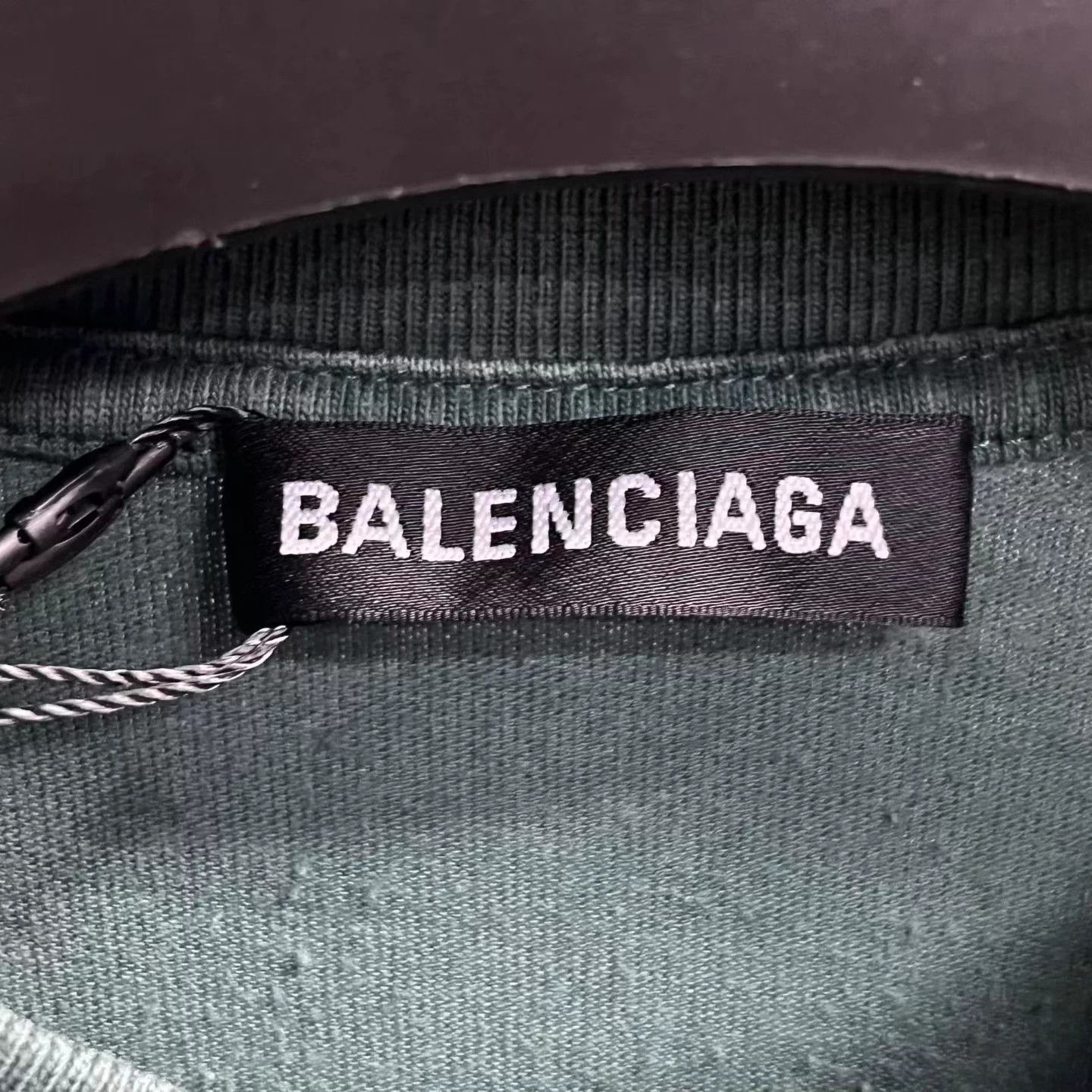 Balenciaga Balenciaga Green Logo Print Dropped Shoulder Tee S Size US S / EU 44-46 / 1 - 3 Thumbnail