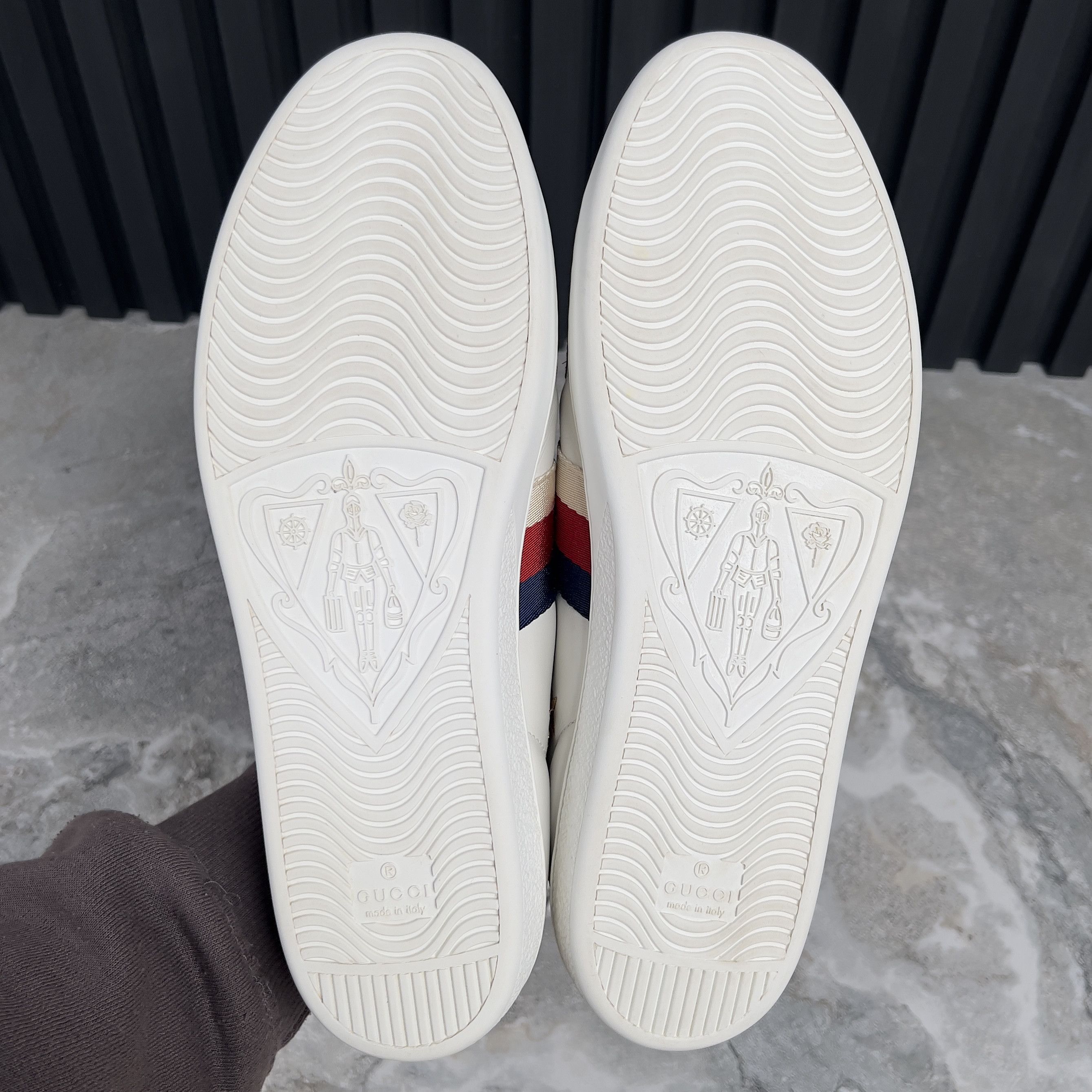 Gucci Ace Web Sneakers Stars Bees Embroidered Leather Size US 11 / IT 41 - 11 Thumbnail