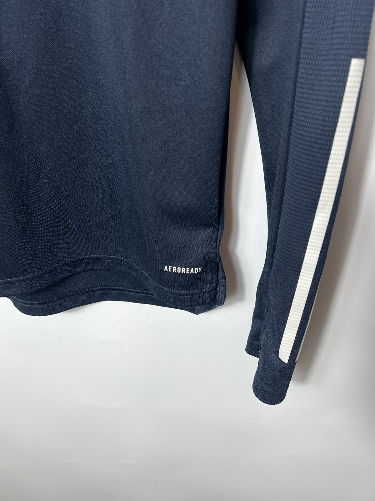 Adidas Vintage Adidas Juventus 2020 football soccer Long Sleeve Size US S / EU 44-46 / 1 - 4 Thumbnail