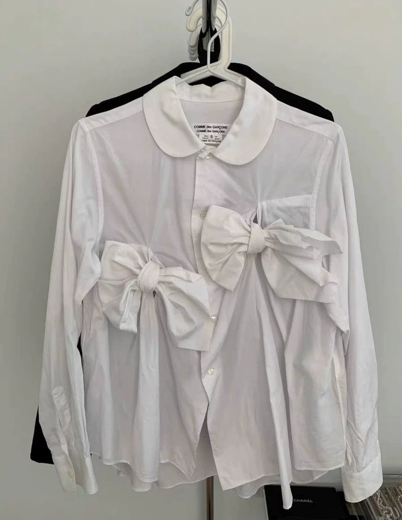 Comme des Garcons Comme Des Garcons White Bow Shirt Size S / US 4 / IT 40 - 2 Thumbnail