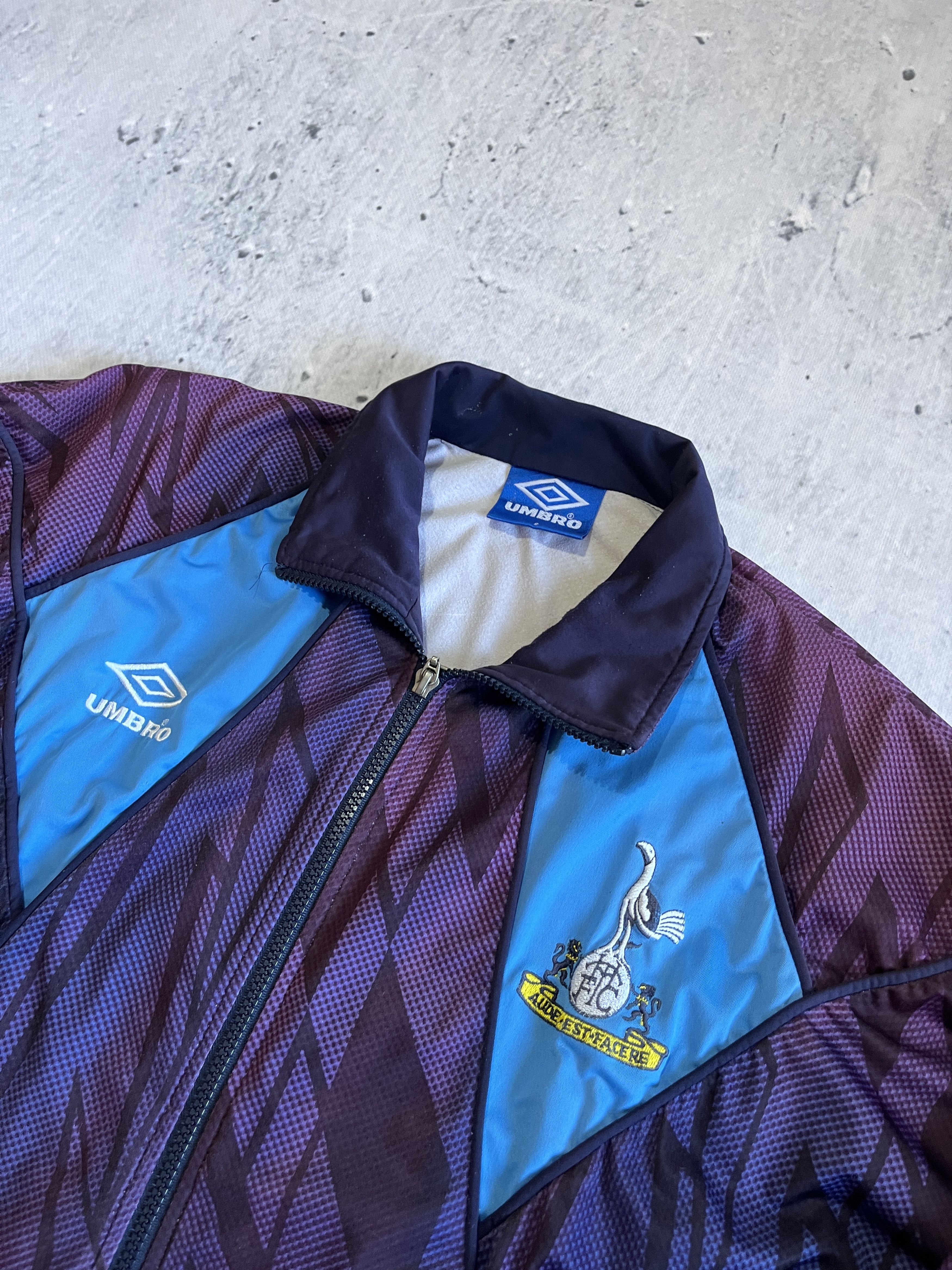 Umbro UMBRO TOTTENHAM HOTSPUR 1992 / 1993 SPORT TRACKSUIT JACKET Size US S / EU 44-46 / 1 - 3 Thumbnail