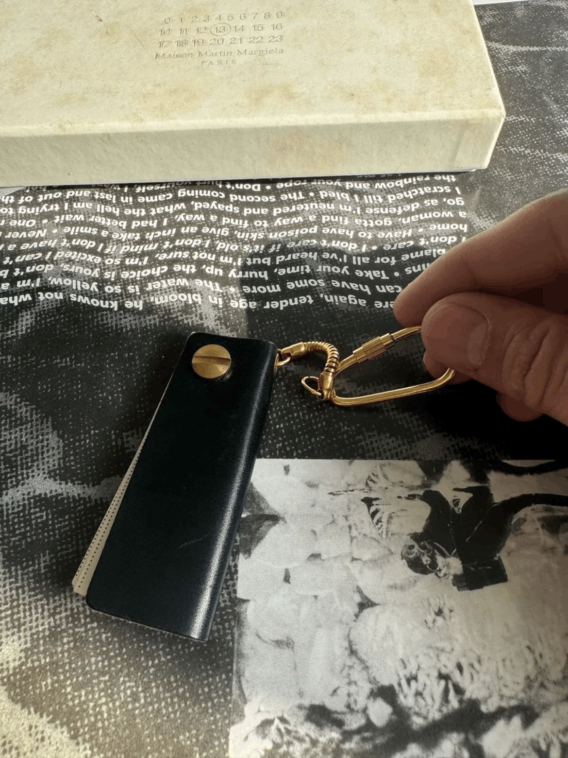 Maison Margiela Maison Margiela Small Note Key Chain Size ONE SIZE - 5 Thumbnail