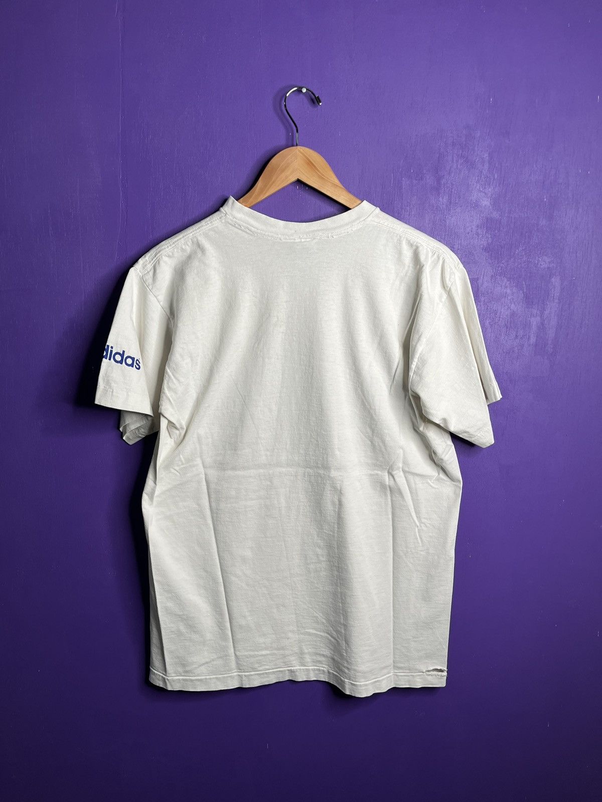 Adidas × Vintage Vintage 90s Adidas tre foil logo t-shirt Size US L / EU 52-54 / 3 - 2 Thumbnail