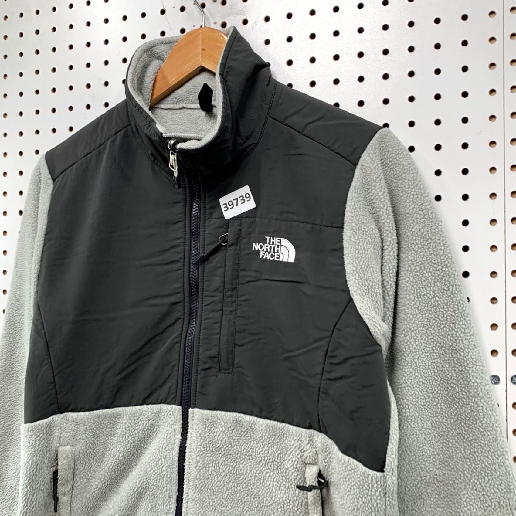The North Face The North Face Denali Fleece Zip Jacket Womens Small Gray Black 19x25 Size S / US 4 / IT 40 - 7 Thumbnail