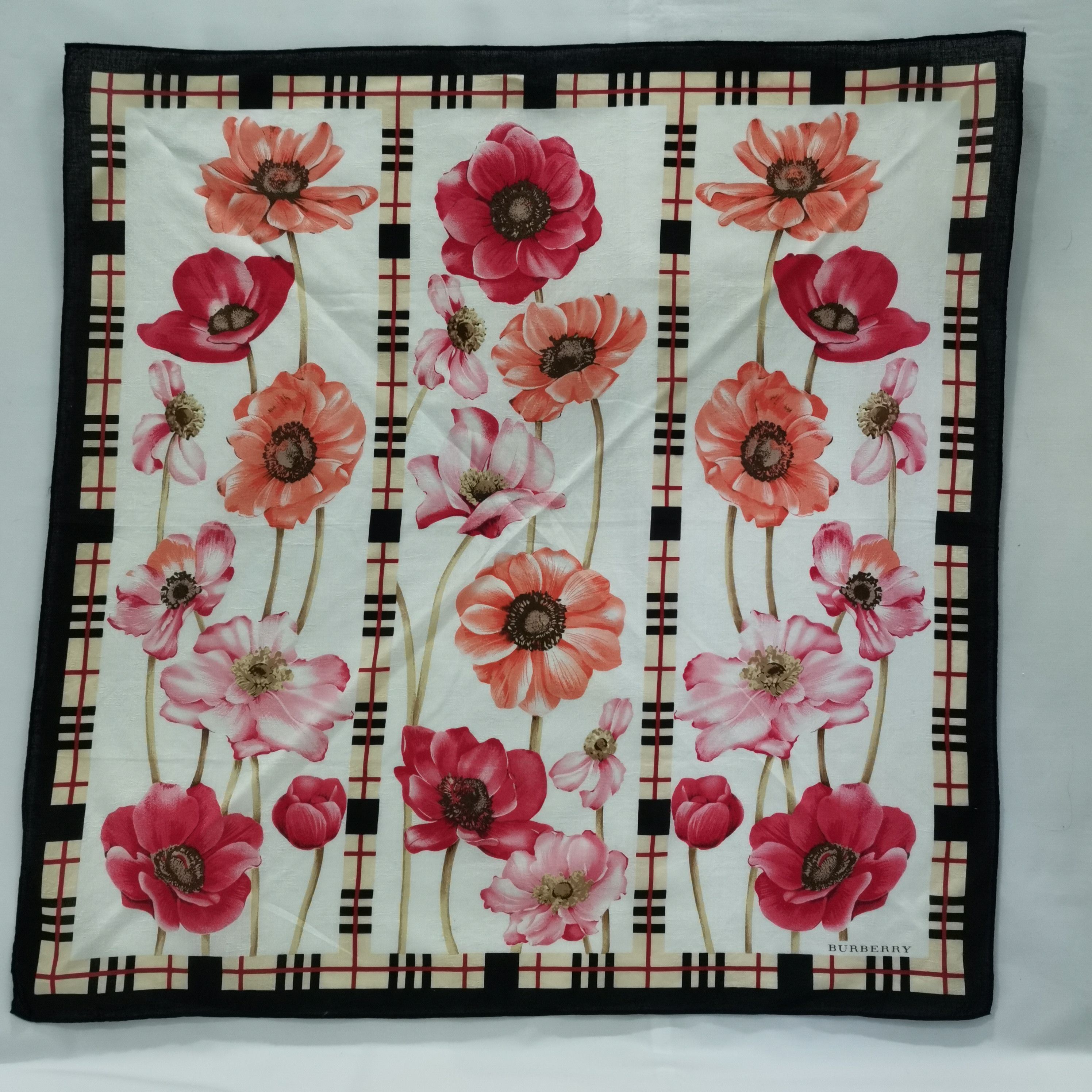 Burberry BURBERRY HANDKERCHIEF/BANDANA/SCARF Size ONE SIZE - 3 Thumbnail