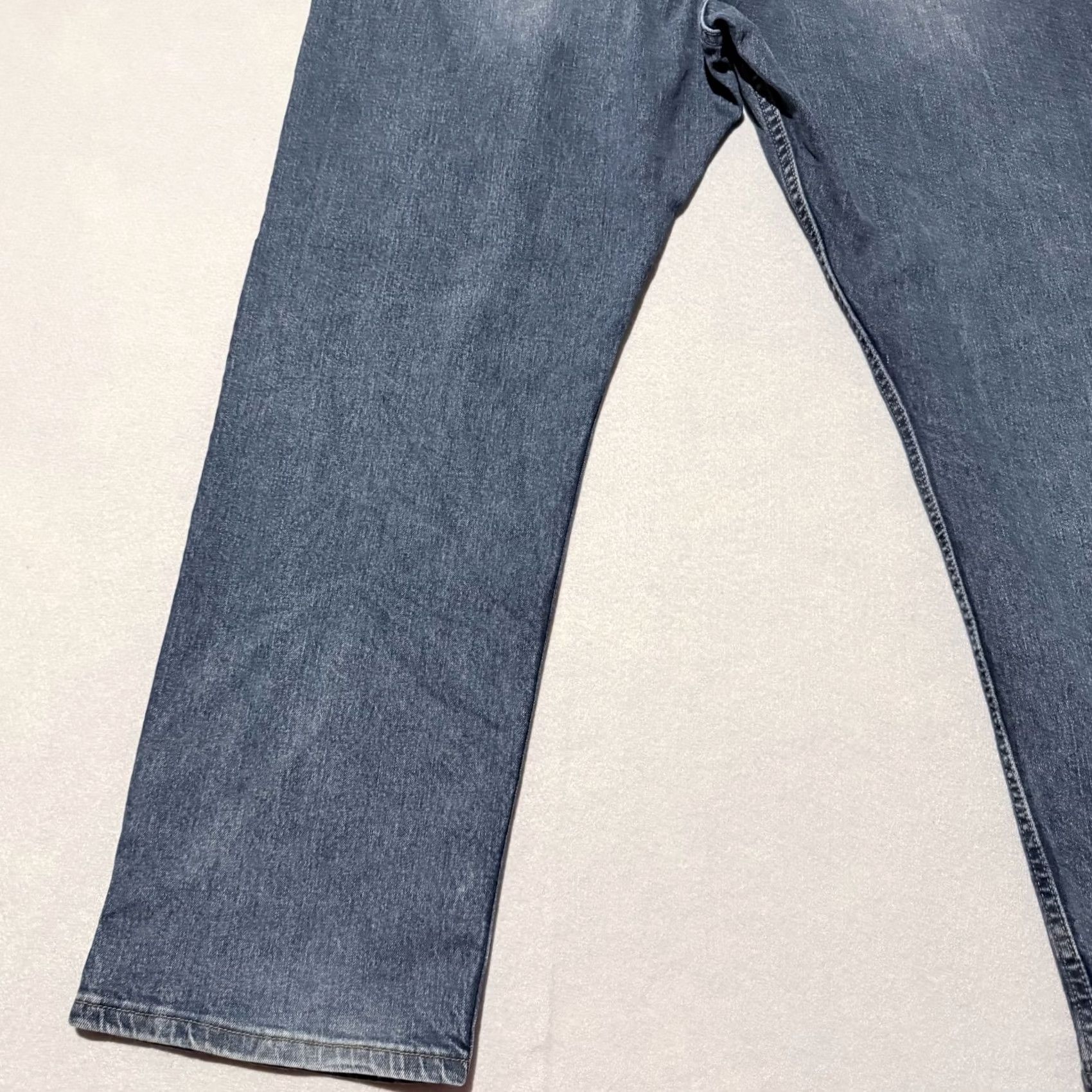 Wrangler Wrangler Jeans Blue Denim High-Rise Classic Straight Fit Zip Fly 42X29 Jeans Men 42 Blue Vintage Wrangler Jeans Mens 42X29 Size US 42 / EU 58 - 7 Thumbnail