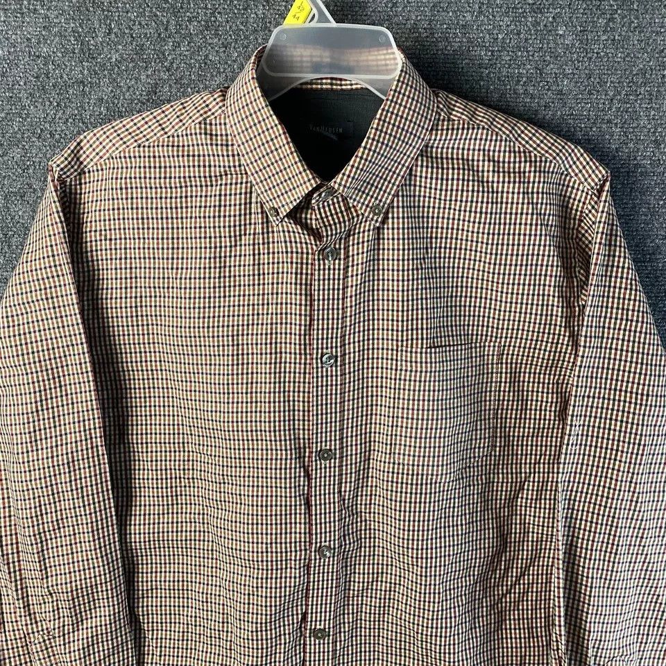 Van Heusen Van Heusen Long Sleeve Button Down Shirt Men's 16-16.5 L Size US L / EU 52-54 / 3 - 2 Thumbnail
