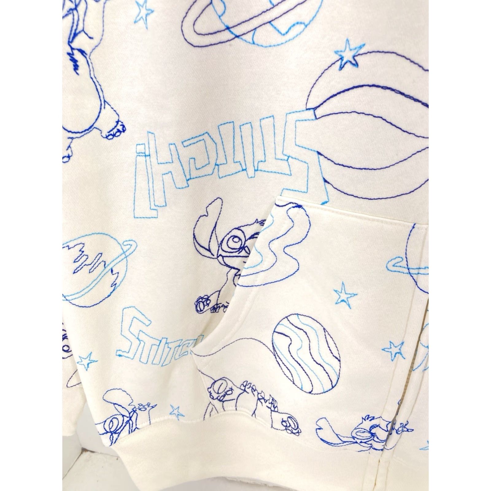 Disney Disney Stitch Hoodie Sweatshirt Women M Ivory Full Zip AOP Embroidered NWT Size M / US 6-8 / IT 42-44 - 5 Thumbnail