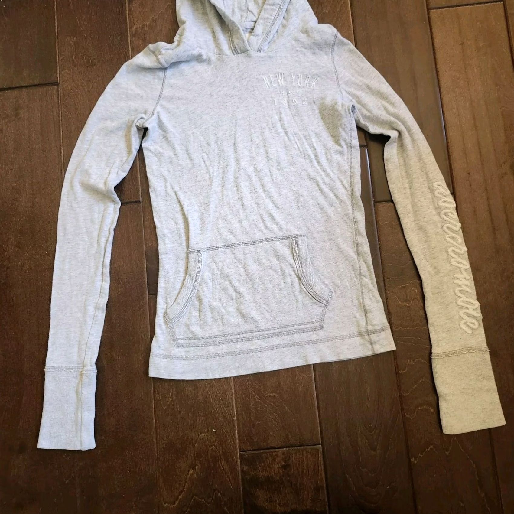 Vintage Grays Abercrombie New York Girl's Junior Gray Heathered Hoodie Sweater L Pullover Hooded Pockets Activewear Size L / US 10 / IT 46 - 5 Thumbnail