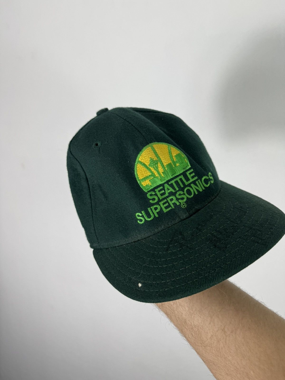 NBA × Vintage Vintage Seattle Supersonics Wool Signatured SnapBack Cap NBA Size ONE SIZE - 11 Thumbnail