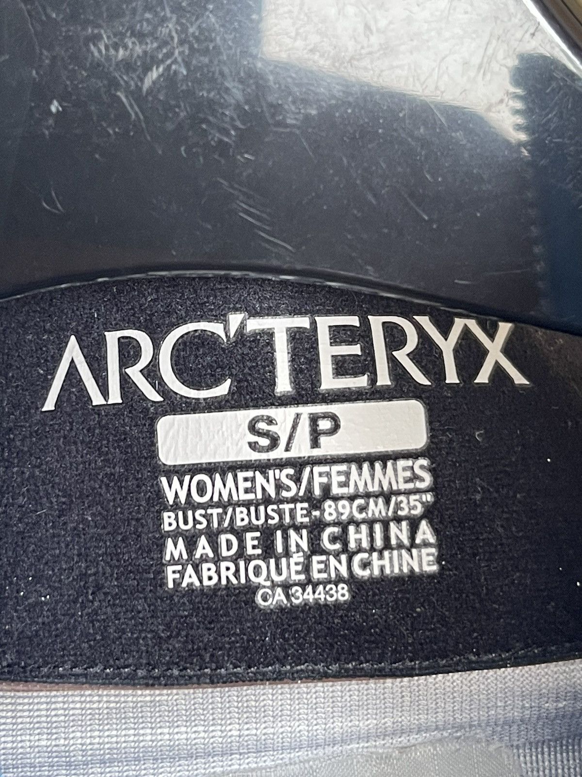 Arc'teryx Arcteryx Goretex Active Waterproof Baby Blue Size S / US 4 / IT 40 - 7 Thumbnail