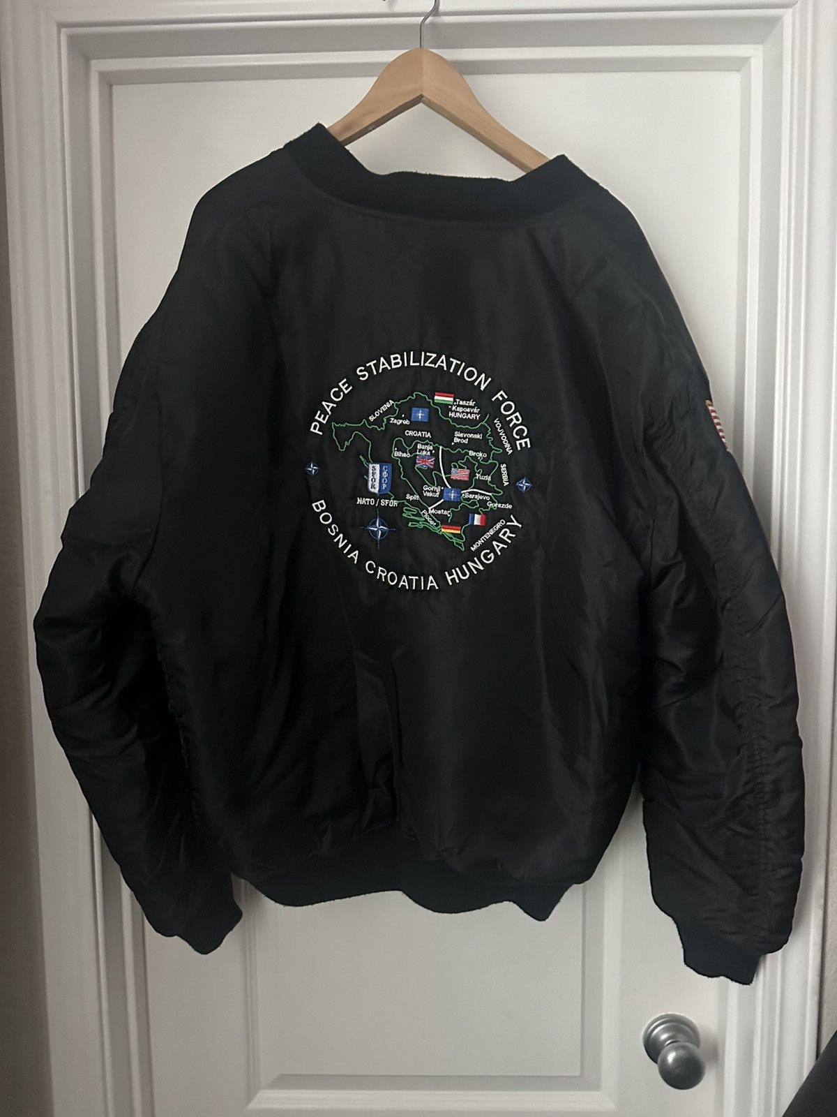 VINTAGE OVERSIZED BOSNIAN WAR BOMBER JACKET