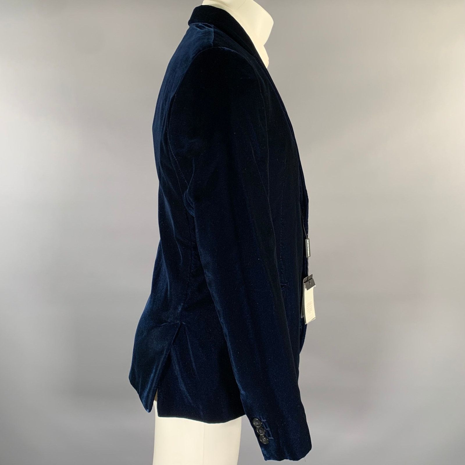 Emporio Armani Size 40 Navy Velvet Acetate Viscose Sport Coat Size 40R - 3 Thumbnail