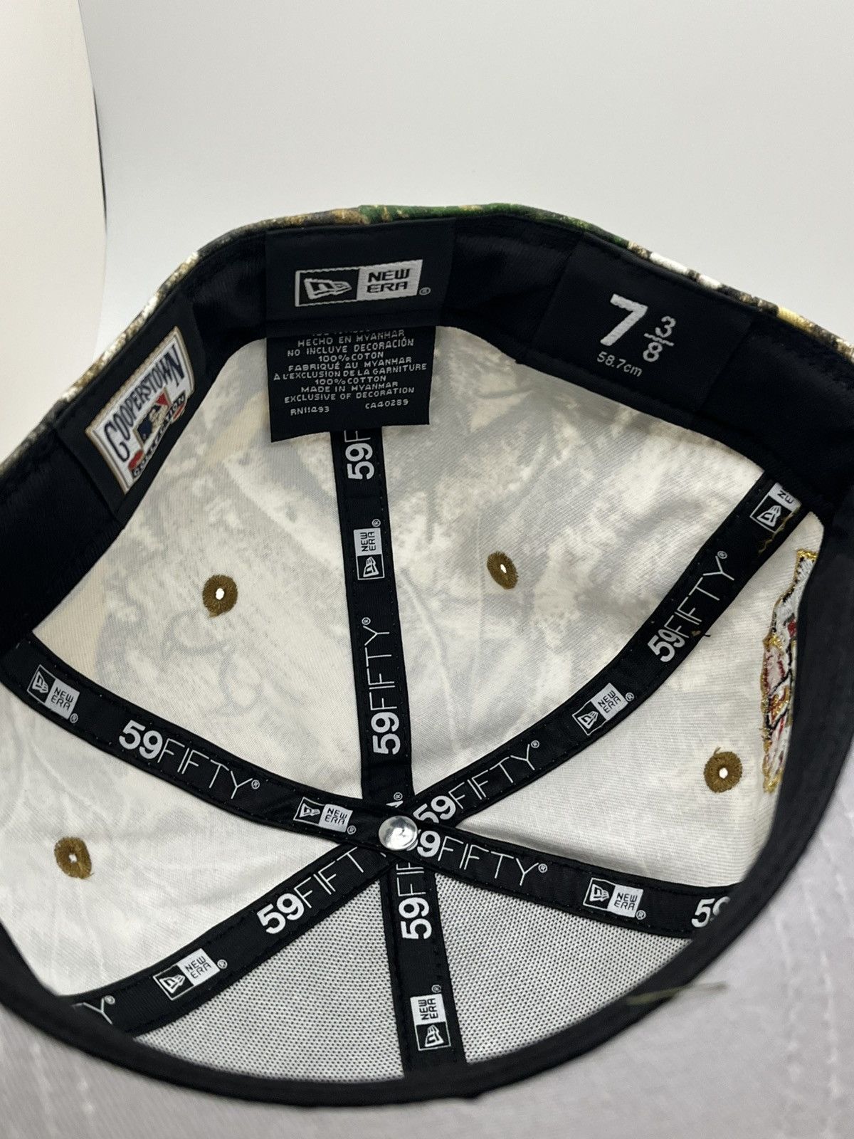 New Era Size 7 3/8 Texas Rangers LA MOTOSIERRA DE TEJAS Real Tree Size ONE SIZE - 6 Thumbnail
