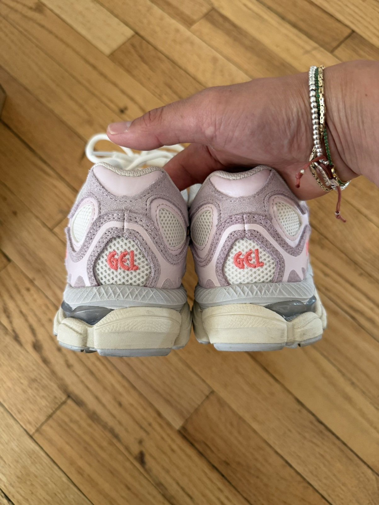 Asics ASICS Gel-NYC Cream Rose Water Size US 7 / EU 40 - 5 Thumbnail