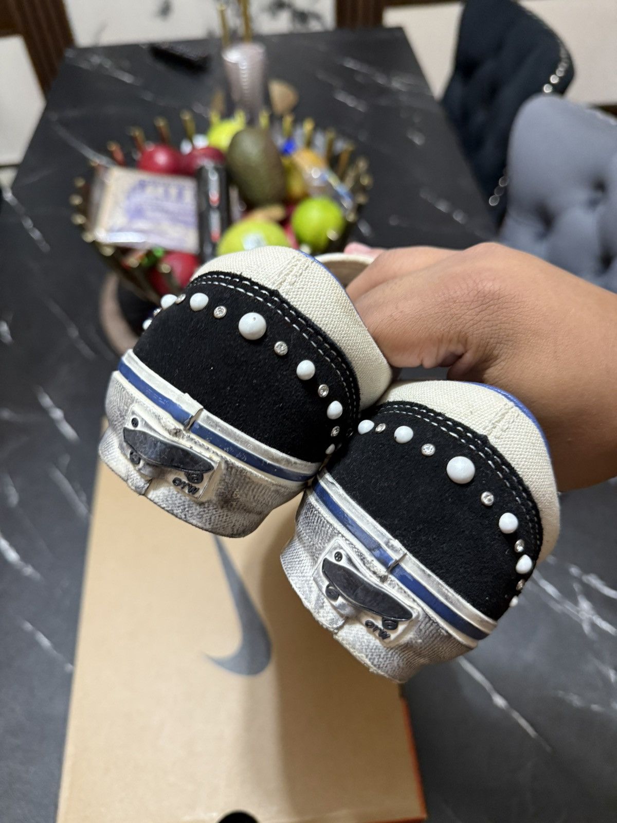 Satoshi Nakamoto × Vans Vans Otw Pearlized Pack Marshmallow Size 7.5 Size US 7.5 / EU 40-41 - 11 Thumbnail