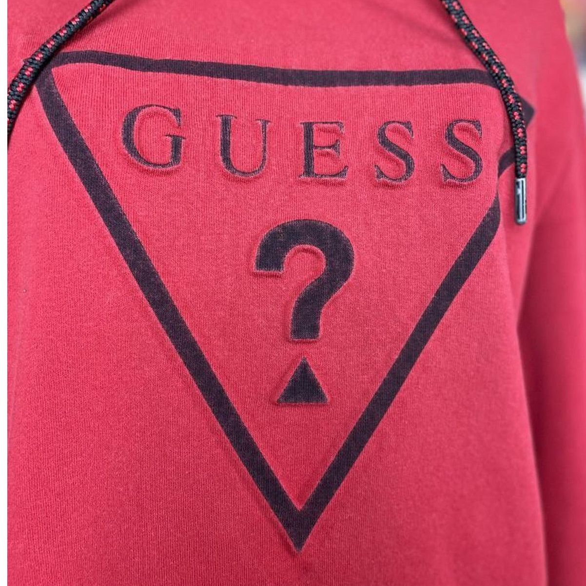 Guess Red Embossed 3D Logo Hoodie Mens (L) Streetwear Size US L / EU 52-54 / 3 - 2 Thumbnail