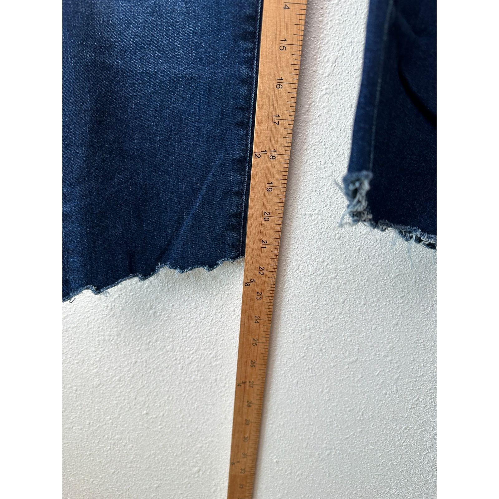 AG Adriano Goldschmied AG Prima Jeans Medium Dark Wash Womens US 28 Cigarette Size 28" / US 6 / IT 42 - 15 Thumbnail