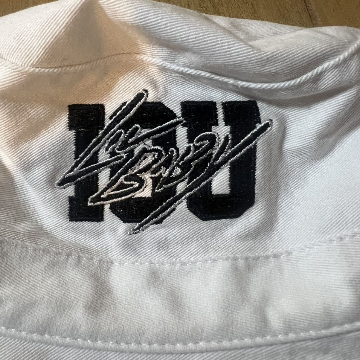 Decky NWOT Lil Baby IOU concert White Bucket Hat Size ONE SIZE - 2 Thumbnail