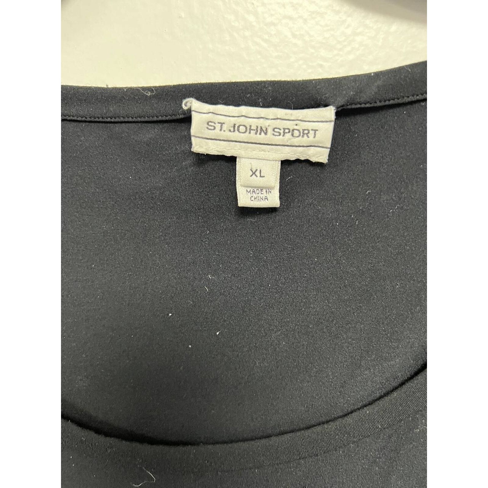 St. John ST. JOHN SPORT Solid Black Santana Scoop Neck Top XL A000037 Size XL / US 12-14 / IT 48-50 - 4 Thumbnail